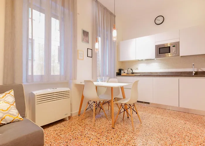 M&m Διαμέρισμα Μπολόνια